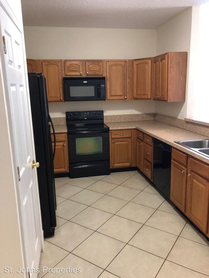 574 Stocks St. - Photo 3 of 15