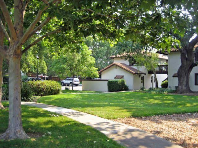 La Crosse Village Apartments - Photo 3 of 8