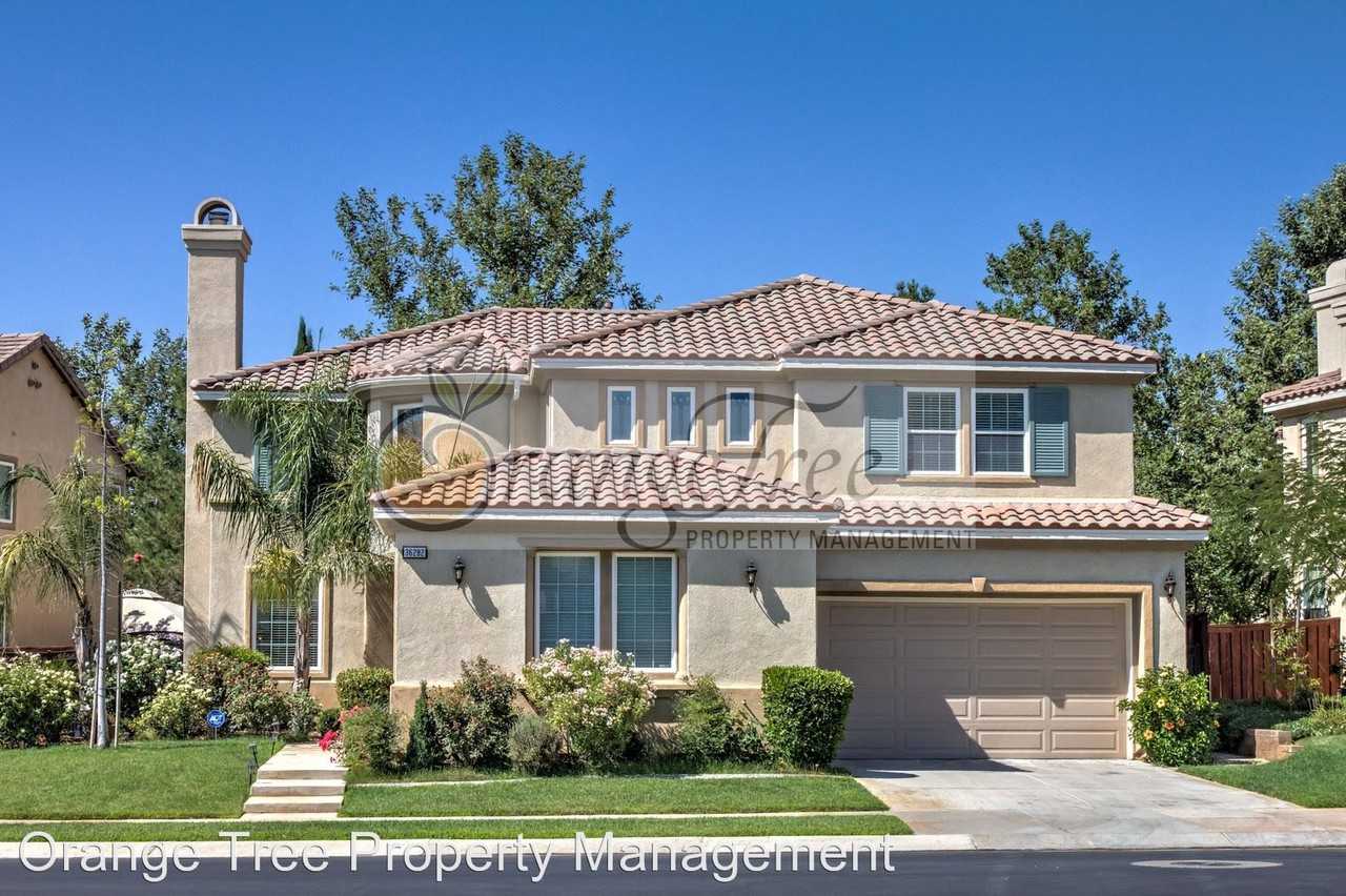 36282 Clearwater Ct. - Photo 3 of 40