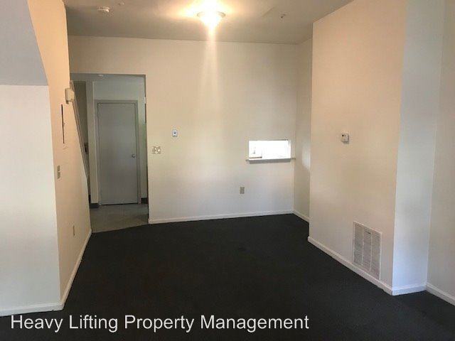 231 S 13th St - Photo 3 of 11