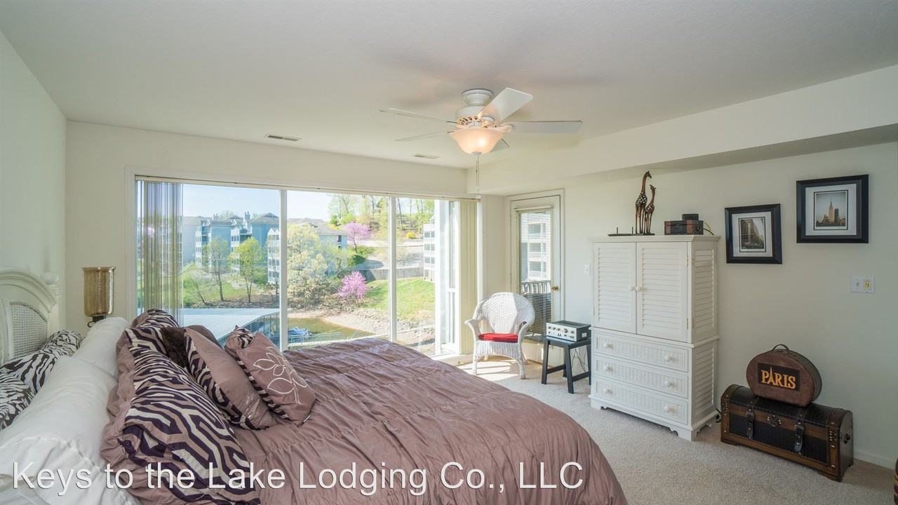 344 Regatta Bay Drive #2B - Photo 3 of 18