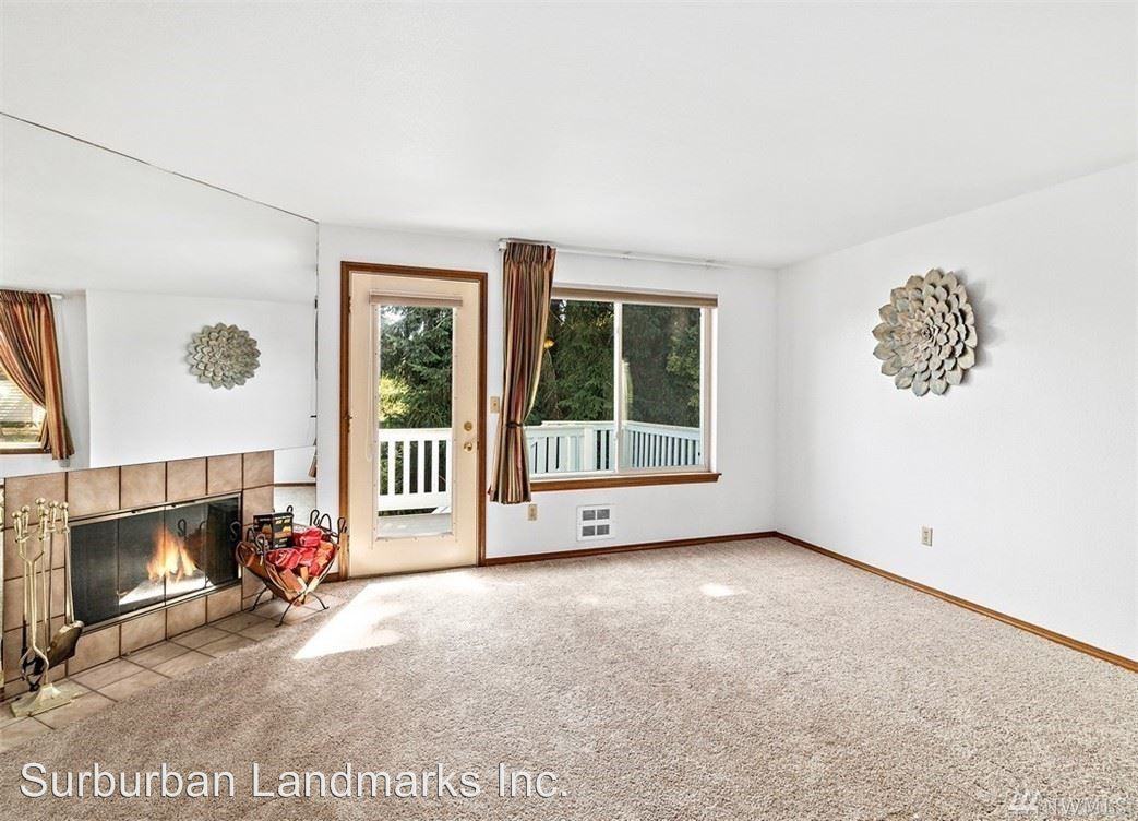 923 S 310th Pl - Photo 2 of 10