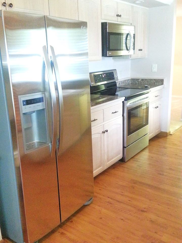 310 Pembroke Lane N 310 #188 - Photo 3 of 17