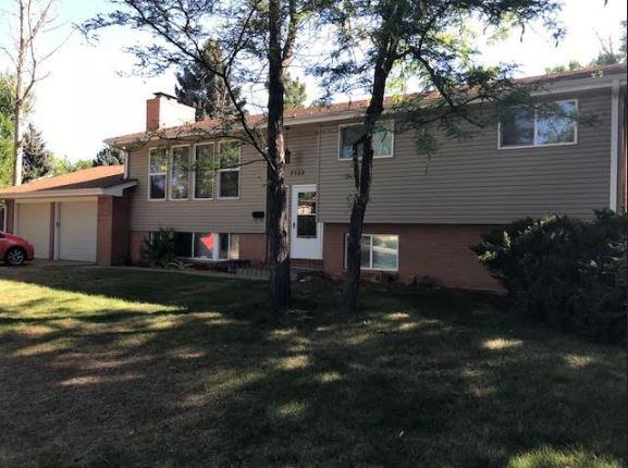 7522 S Ames Way - Photo 3 of 4