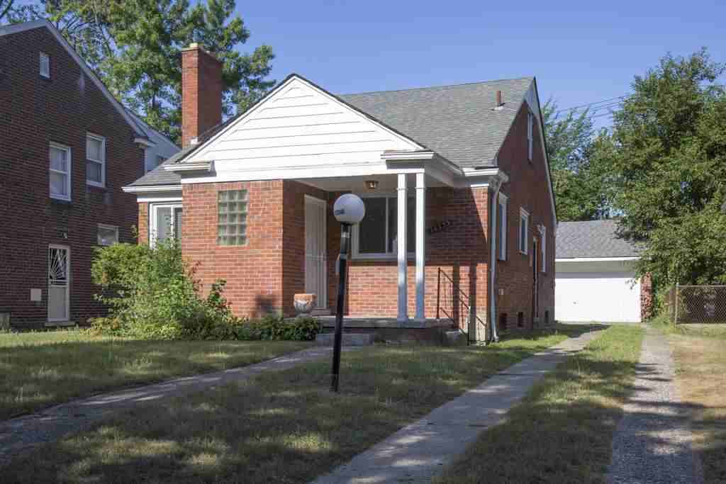 16233 Whitcomb - Photo 2 of 19