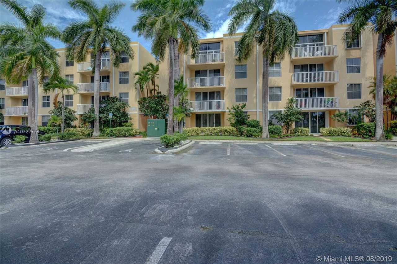 1450 Se 3rd Ave 104 - Photo 2 of 28