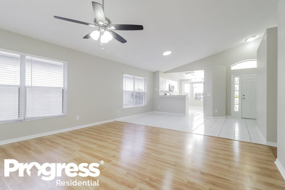 3319 Bellingham Dr - Photo 3 of 21