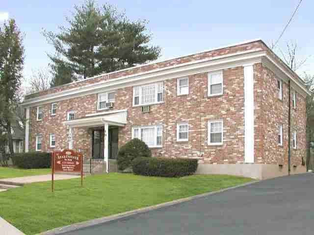 Brendon Gold LLC - Photo 2 of 2