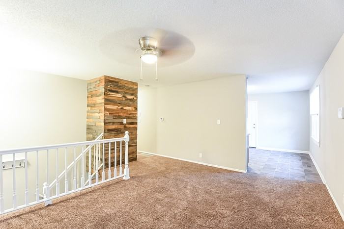 907 North Choctaw Avenue - Photo 2 of 8