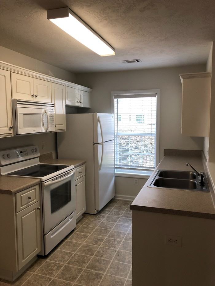 1216 Longpoint Drive - Photo 2 of 10