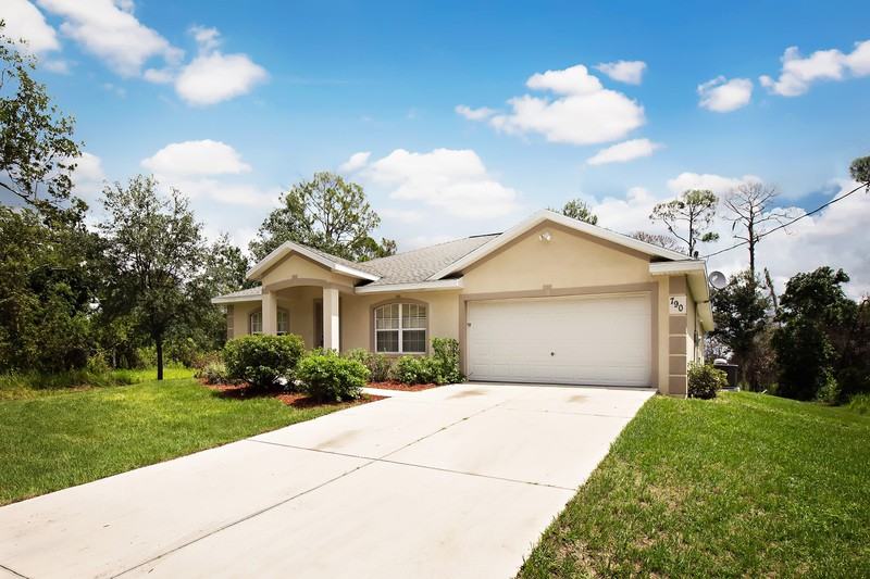 790 N Graham Rd - Photo 2 of 15