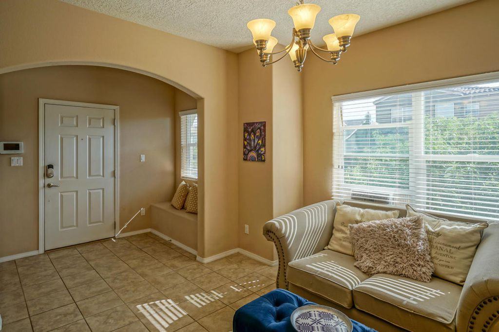 5747 Witkin St Se - Photo 2 of 20