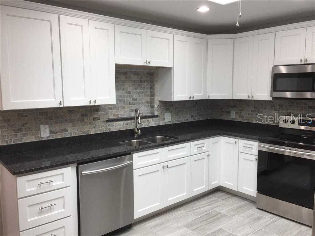 39052 5th Avenue North - Photo 2 of 4