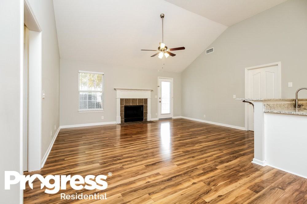 1339 Mac Duff Dr - Photo 3 of 16