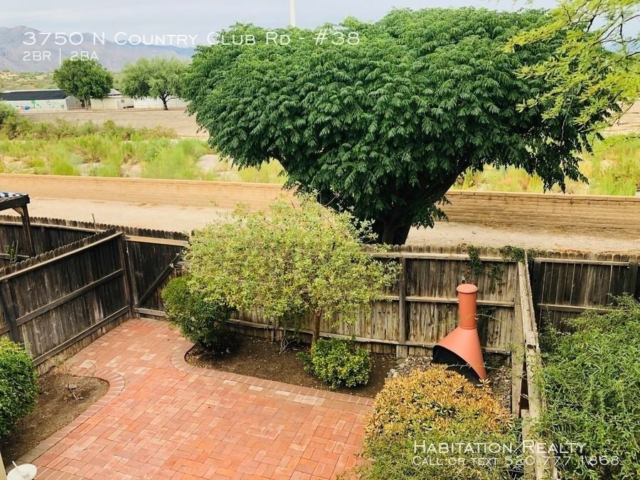3750 N Country Club Rd #38