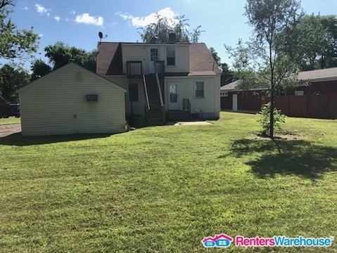 8051 W River Rd - Photo 3 of 24