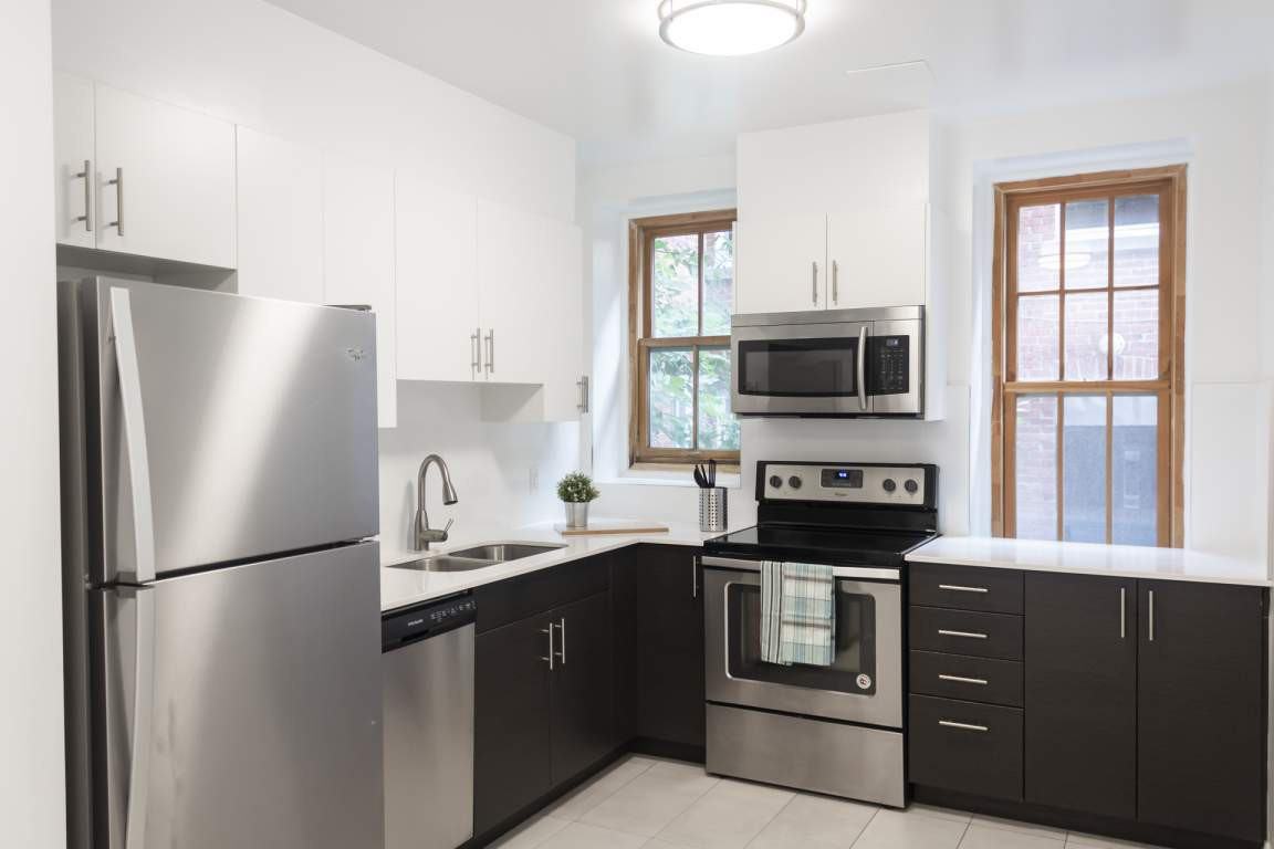 4560 Rue SainteCatherine O, Westmount, QC H3Z 1S2 Apartment for Rent