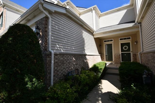 2185 Braeburn #D - Photo 2 of 22