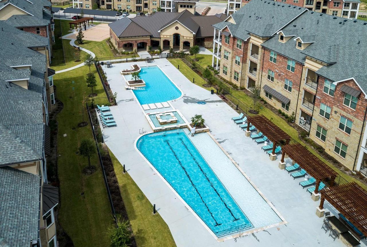 Auberge of Burleson - Photo 3 of 13