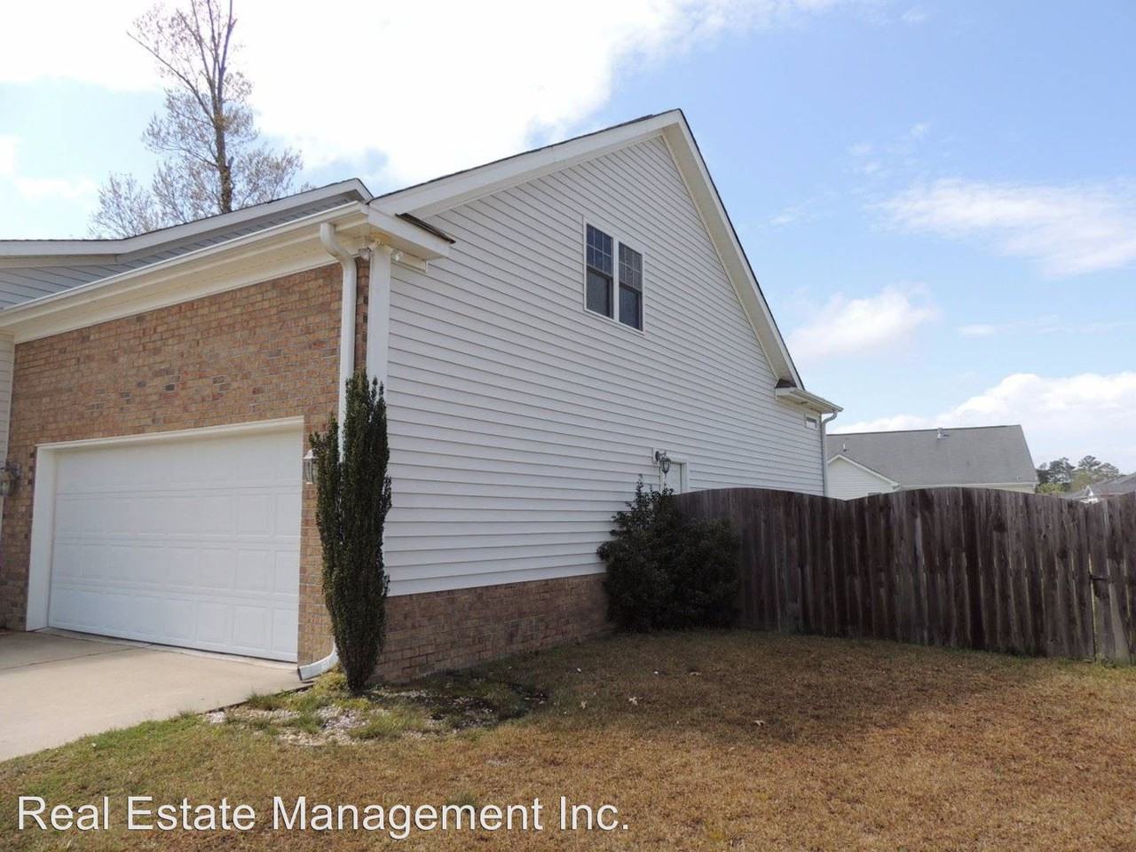 245 Venturi Dr - Photo 3 of 34