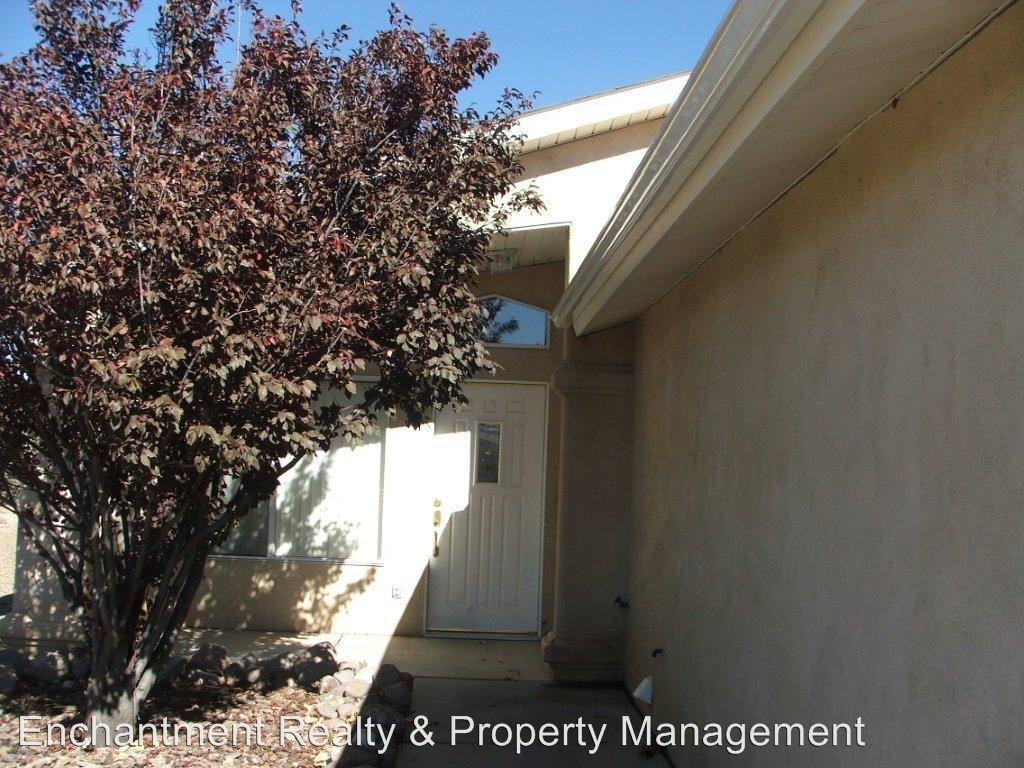 1307 Serinna Ct - Photo 2 of 24