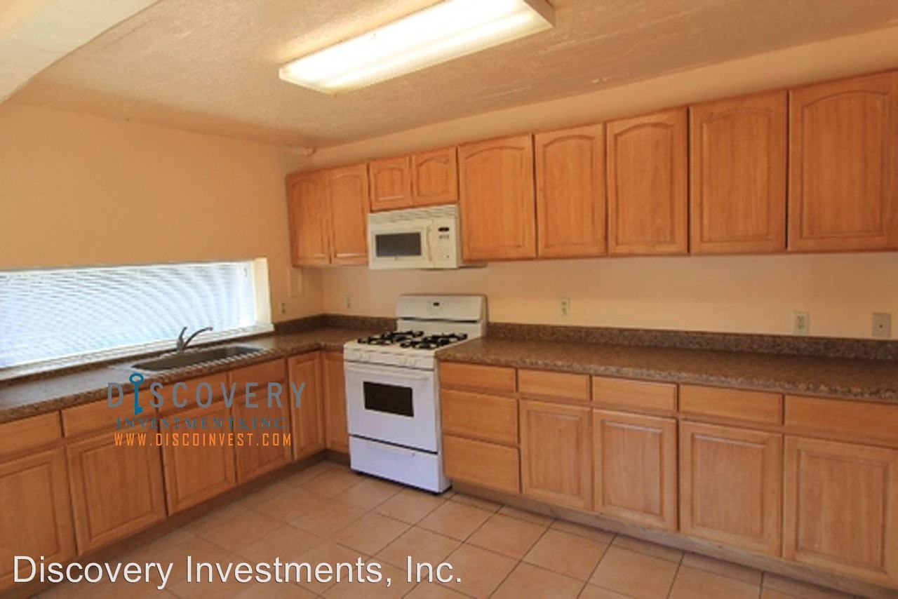 6171 Bernhard Avenue - Photo 3 of 10