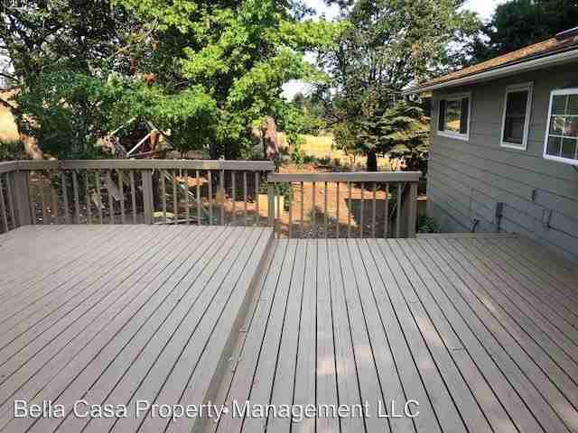 20470 Se Cherry Blossom Lane - Photo 2 of 24