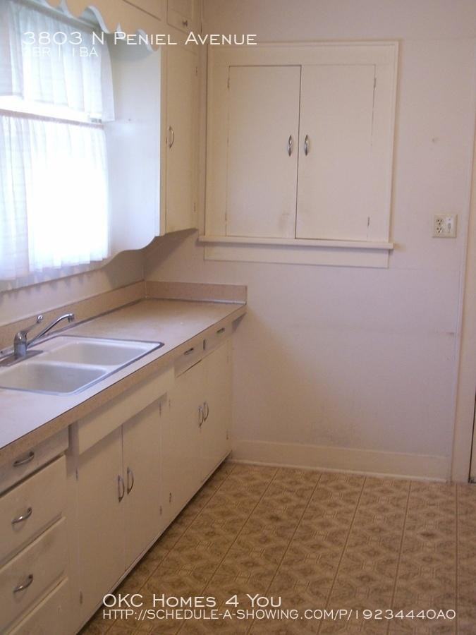 3803 N Peniel Avenue - Photo 3 of 4