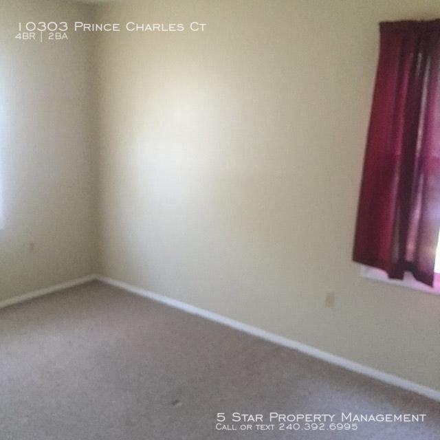 10303 Prince Charles Ct - Photo 3 of 6