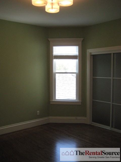 480 Douglass St - Photo 2 of 16