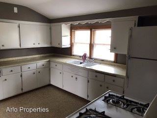 2773 S 43rd St - Photo 2 of 9