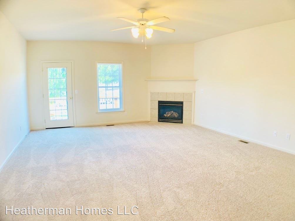 35123 Sara Court - Photo 3 of 33