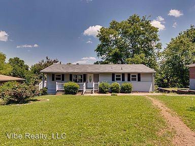 2154 Brookview Dr - Photo 2 of 11