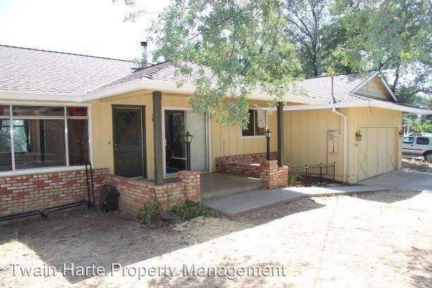 17385 Carlozzi Drive - Photo 3 of 12