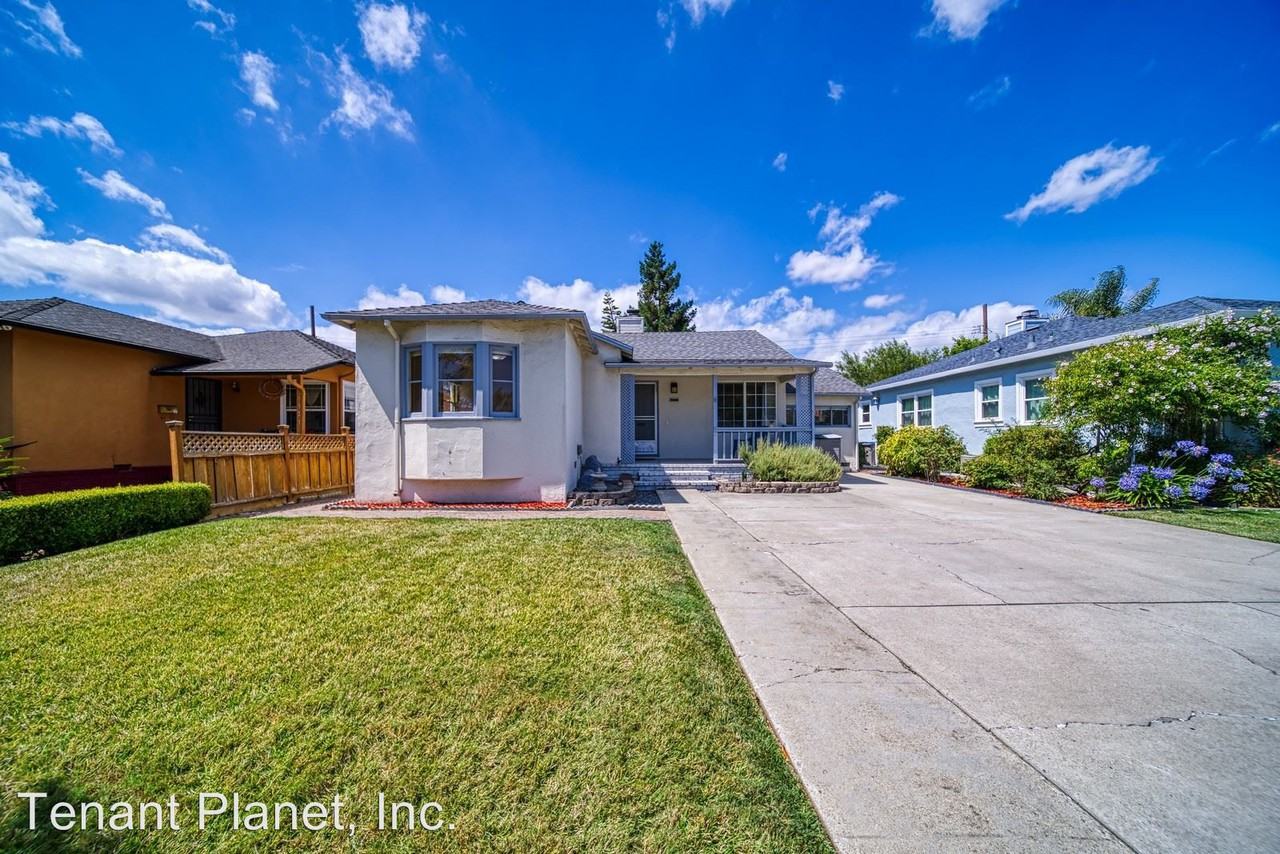 1335 Keoncrest Ave - Photo 3 of 24