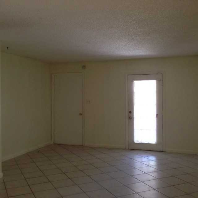 9313 N 46Th St - Photo 3 of 3