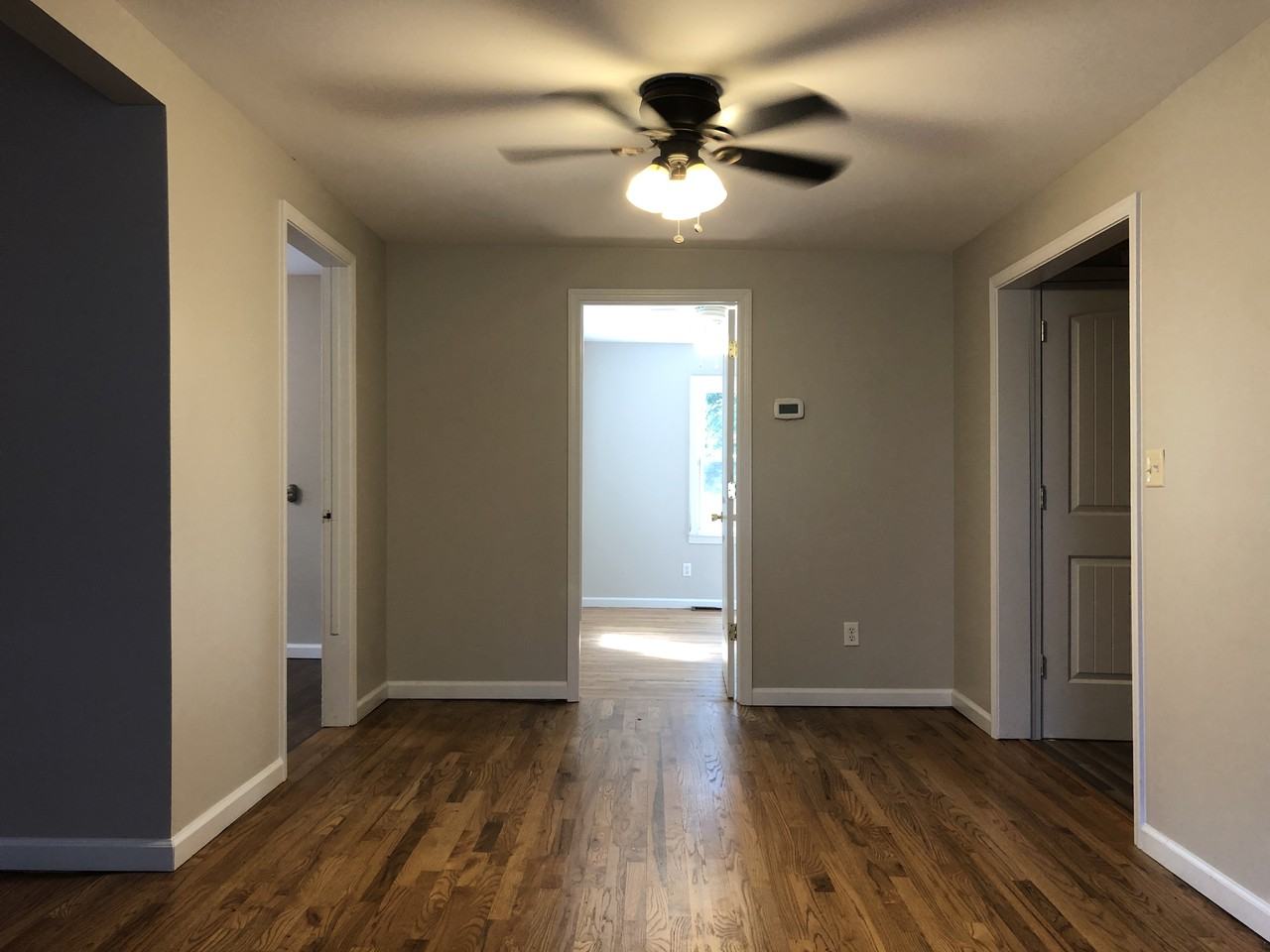 2523 Stevens Ave - Photo 3 of 16