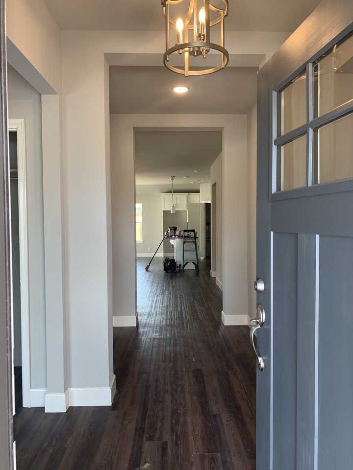 13313 S 19th St - Photo 2 of 17