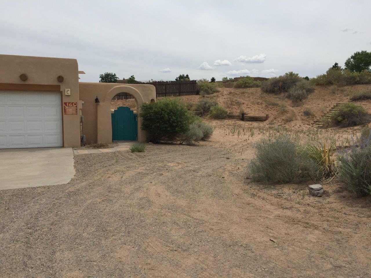 160 Coyote Run - Photo 3 of 50