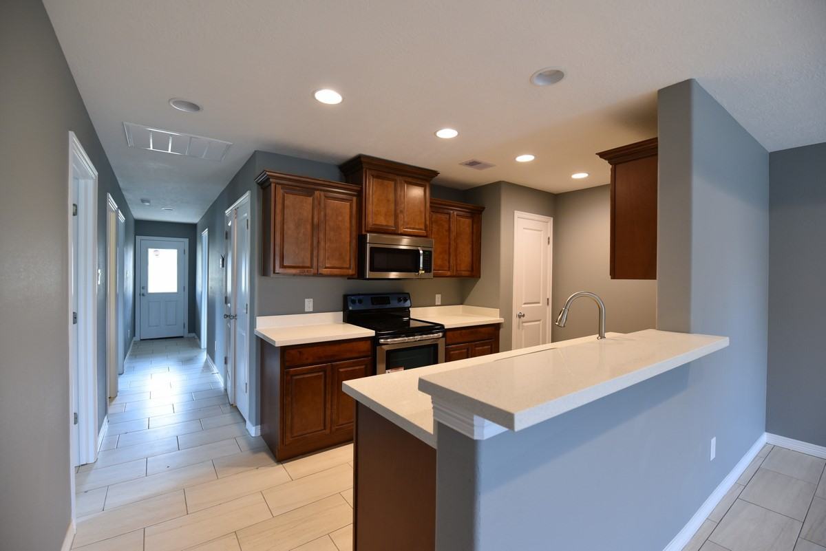 315 A N 21/2 St - Photo 2 of 6