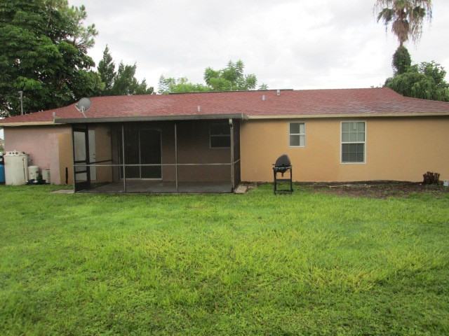 2505 Ne 22nd Pl - Photo 3 of 28
