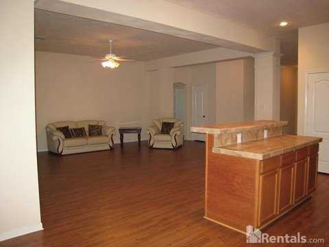 2506 Kenwood Park Ln - Photo 3 of 8