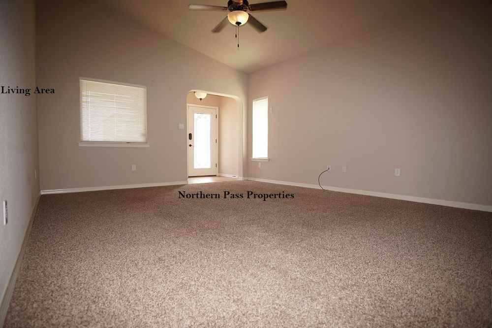 14604 Spanish Point - Photo 2 of 24