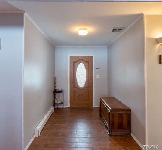 113 Oakside Dr - Photo 2 of 20