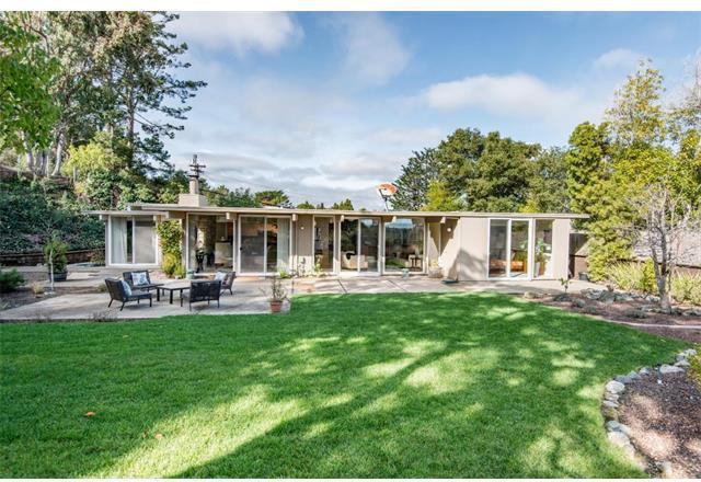 40 Roxbury Ln - Photo 3 of 19