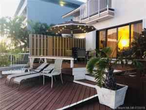 3186 Se 12 St. - Photo 2 of 20