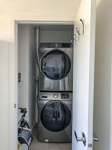 1719 9A Street Southwest - Photo 3 of 22