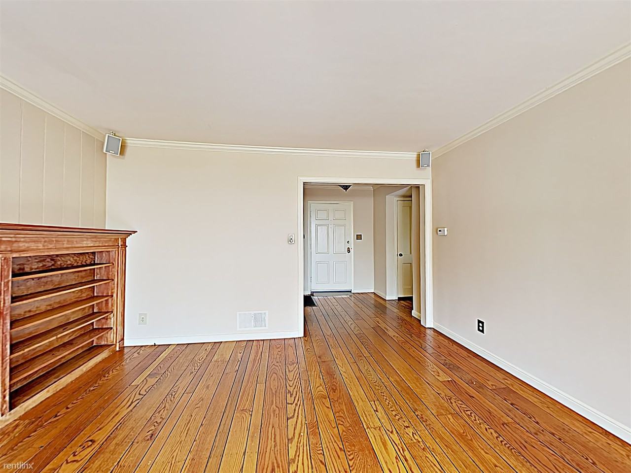 408 Michigan Ave - Photo 3 of 14