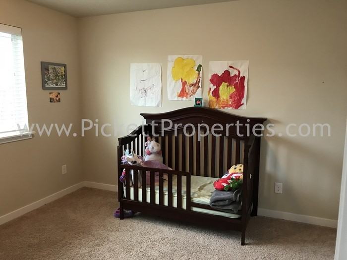 2305 Seringa Ave. - Photo 2 of 15