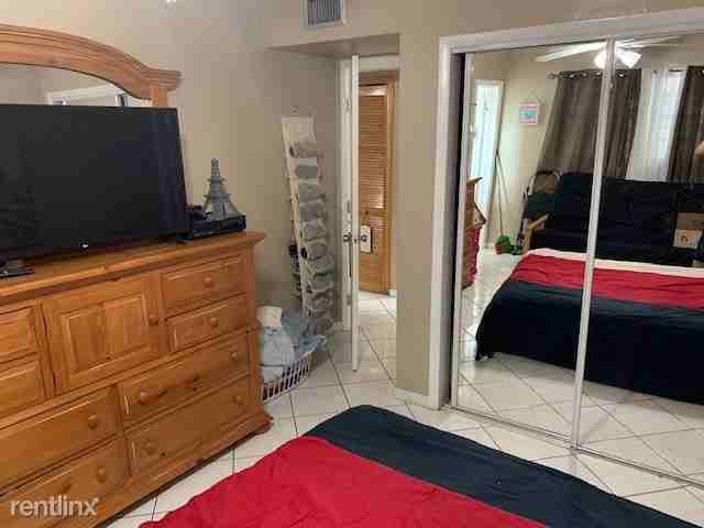 2238 Monroe St Dixie - Photo 2 of 11